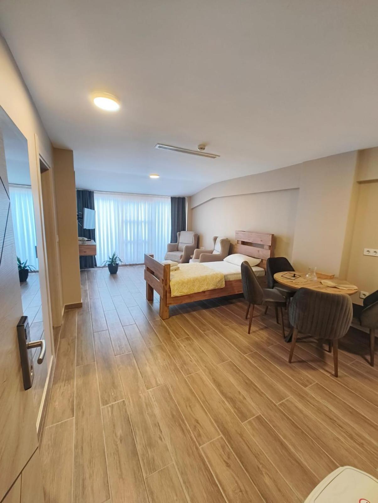 Majestik Hotel イスタンブール エクステリア 写真